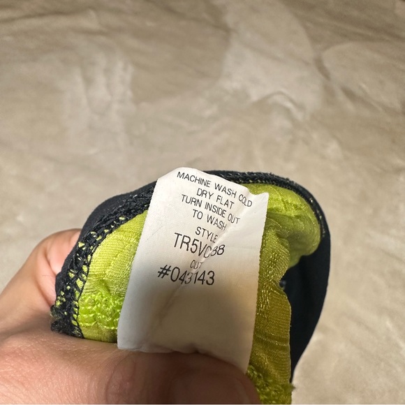 Trina Turk Recreation Floral Striped Keyhole Racerback Sports Bra Size XS - Picture 4 of 9